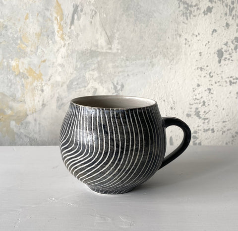 Contour Lines Collection: Tea Cup (Ombra)